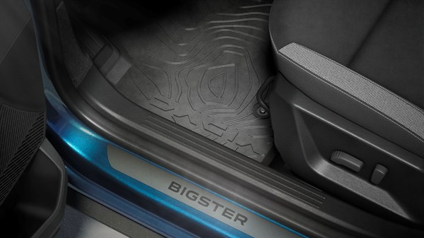 Tapis de sol caoutchouc et seuils de porte - Accessoires Dacia Bigster
